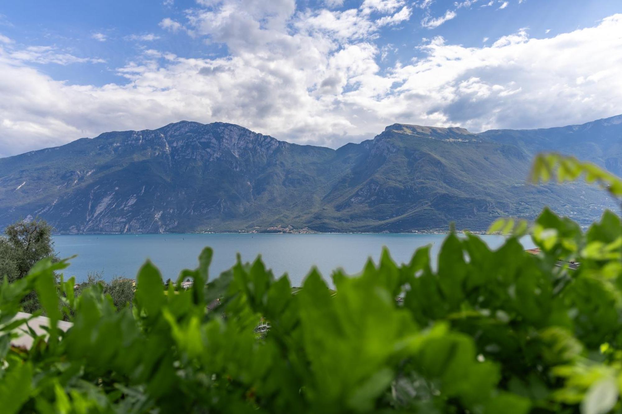 Llac Living Nature Hotel Limone sul Garda Exteriör bild