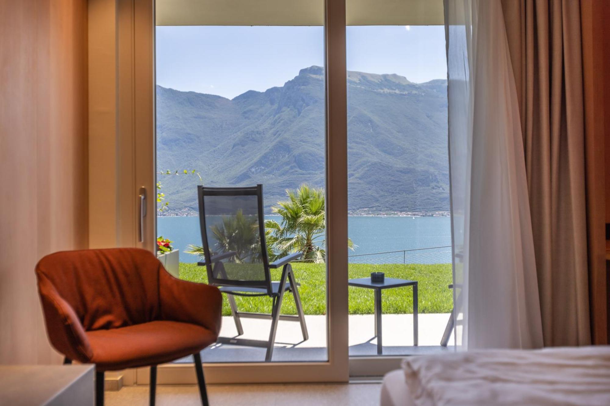 Llac Living Nature Hotel Limone sul Garda Rum bild